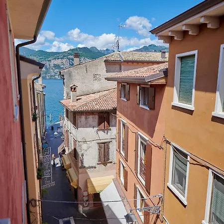 Del Corso Apartment *