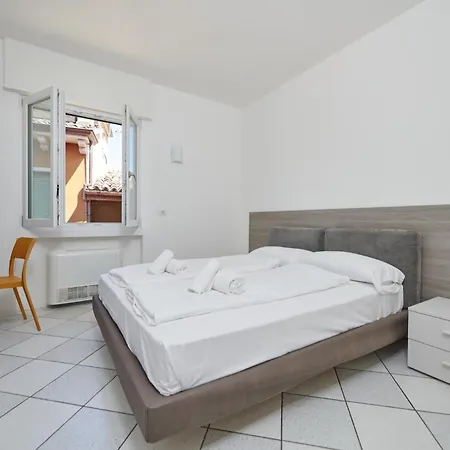Del Corso Apartment *
